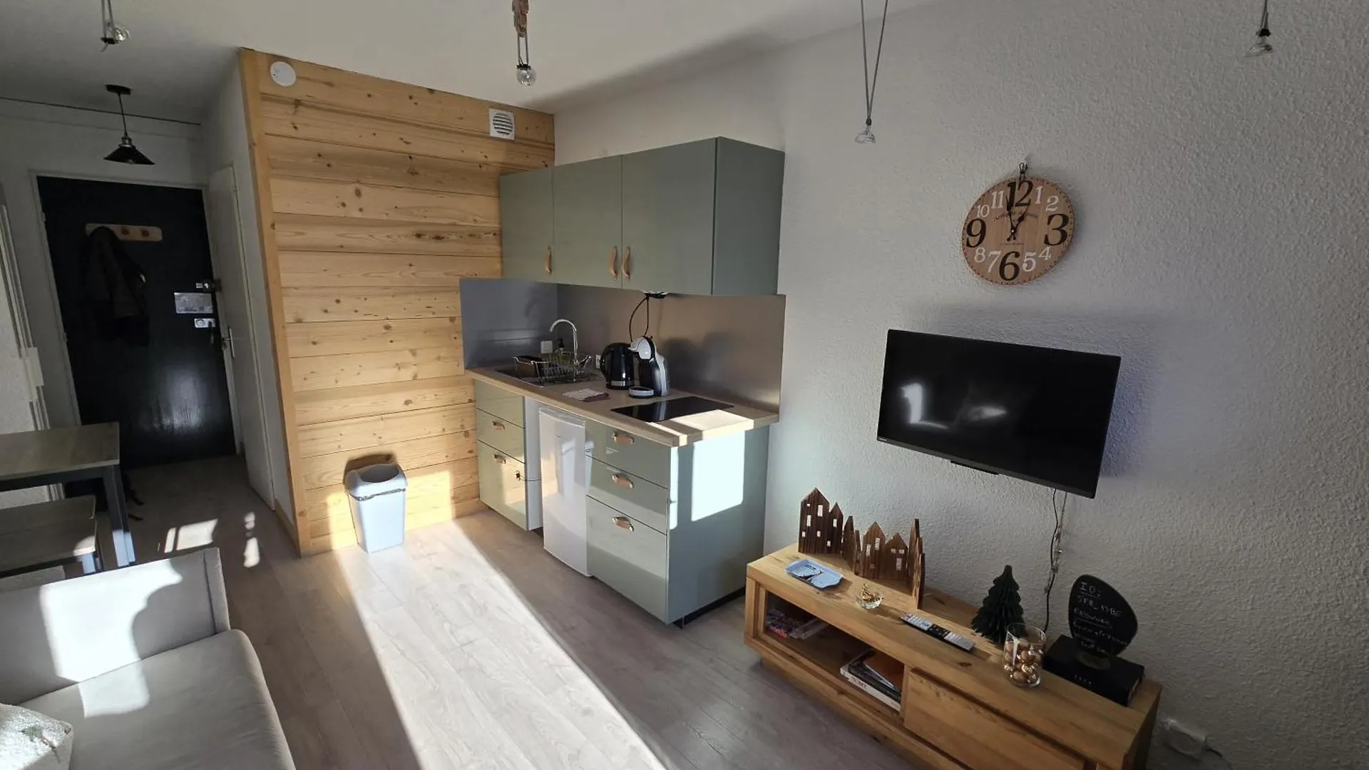 Studio Avec Balcon Vue Montblanc Et Parking Gratuit Le Nid Daigle Chamonix Mont Blanc
